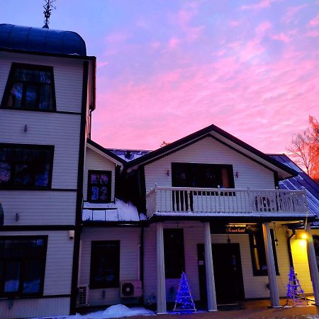 Sunset Hotel Jūrkalne Kültér fotó