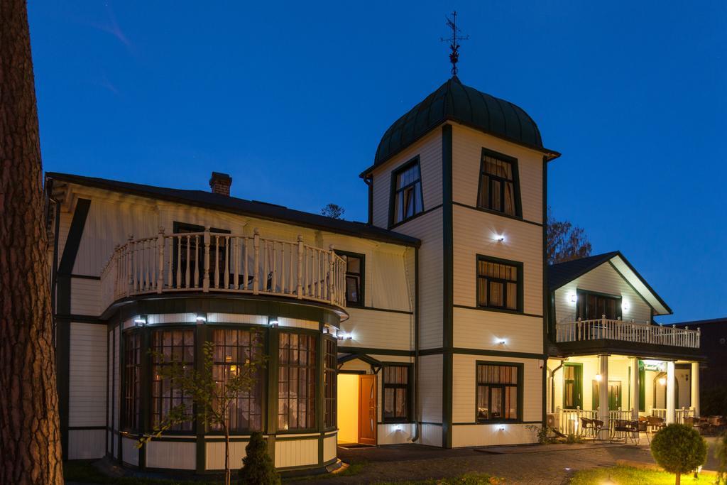 Sunset Hotel Jūrkalne Kültér fotó